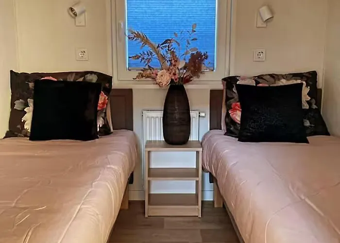 营地 De Hofstee 118 *